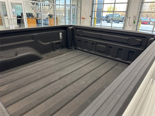 Used 2023 Jeep Gladiator Rubicon w/ Cold Weather Group image 16