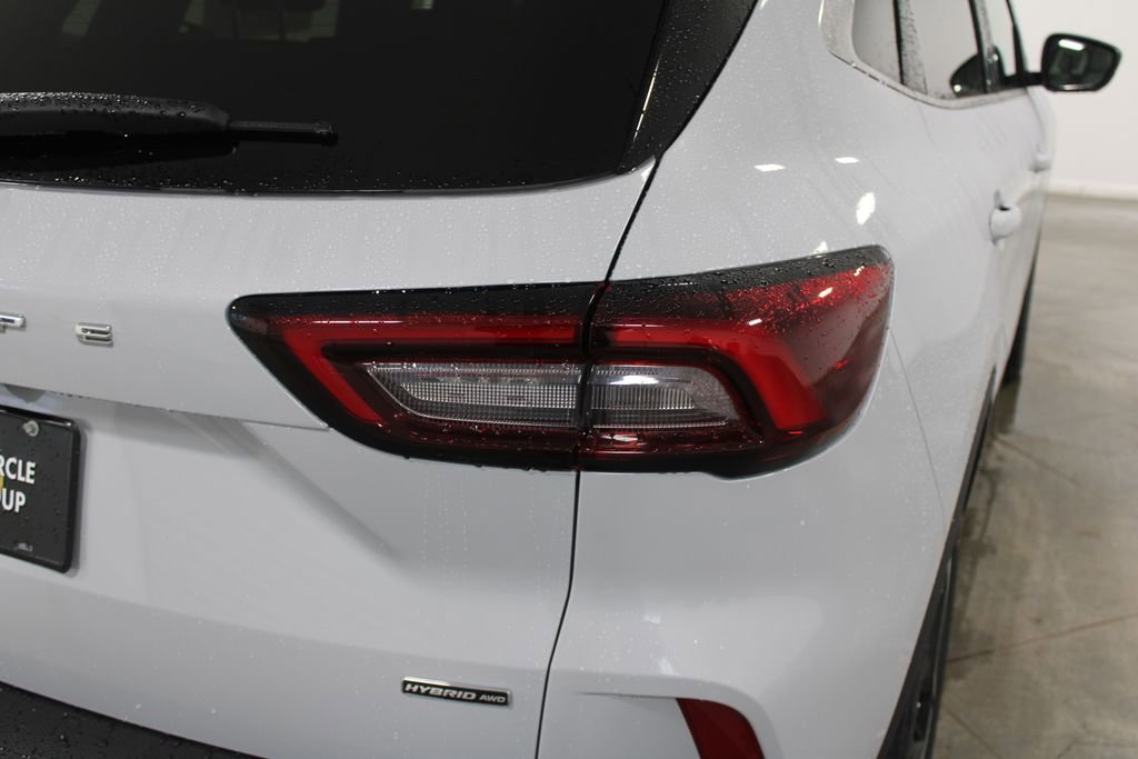 New 2026 Ford Escape Platinum w/ Premium Technology Package image 11
