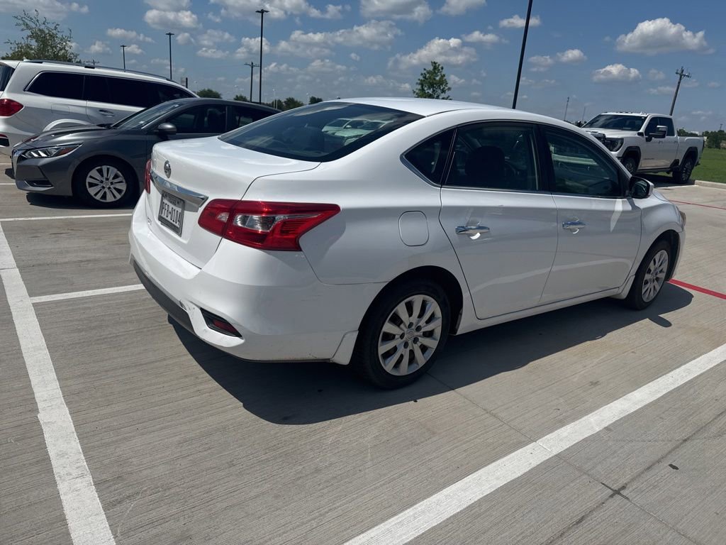 Used 2019 Nissan Sentra S FWD image 3