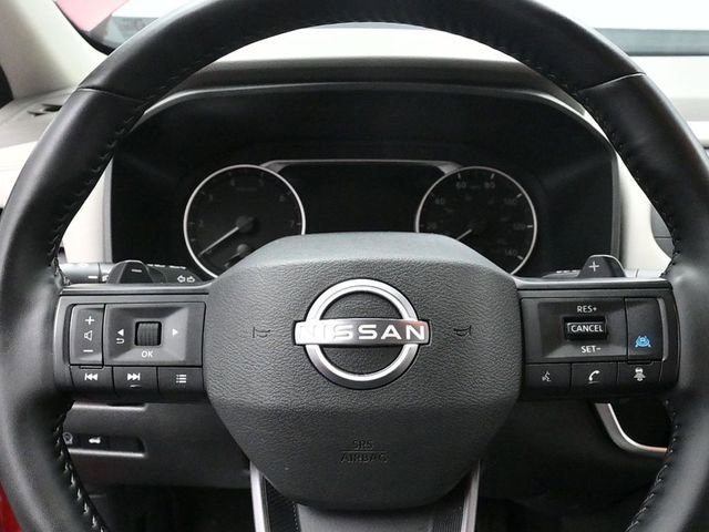 Used 2025 Nissan Rogue SV AWD/4WD image 15