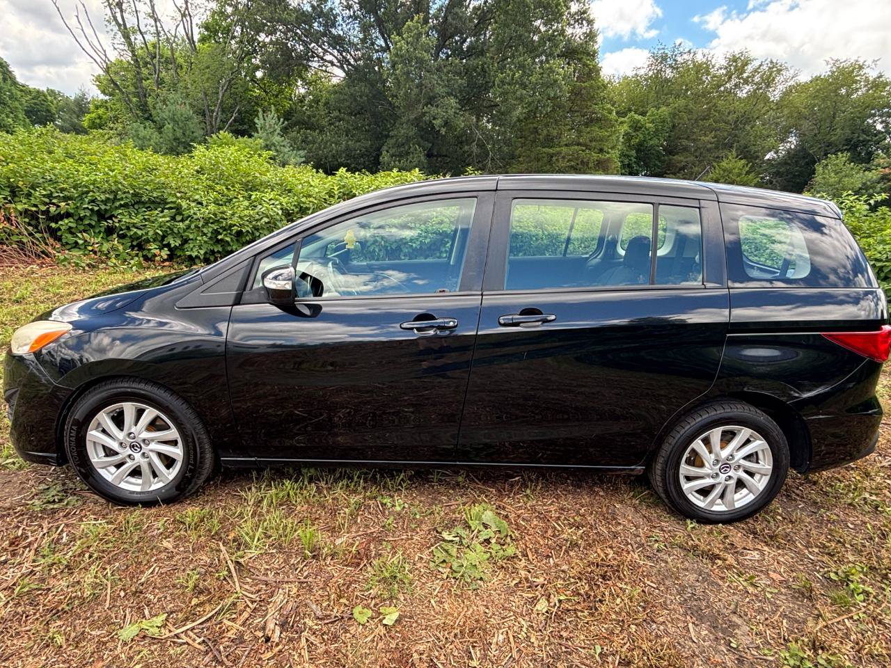 Used 2014 MAZDA MAZDA5 Sport FWD image 8