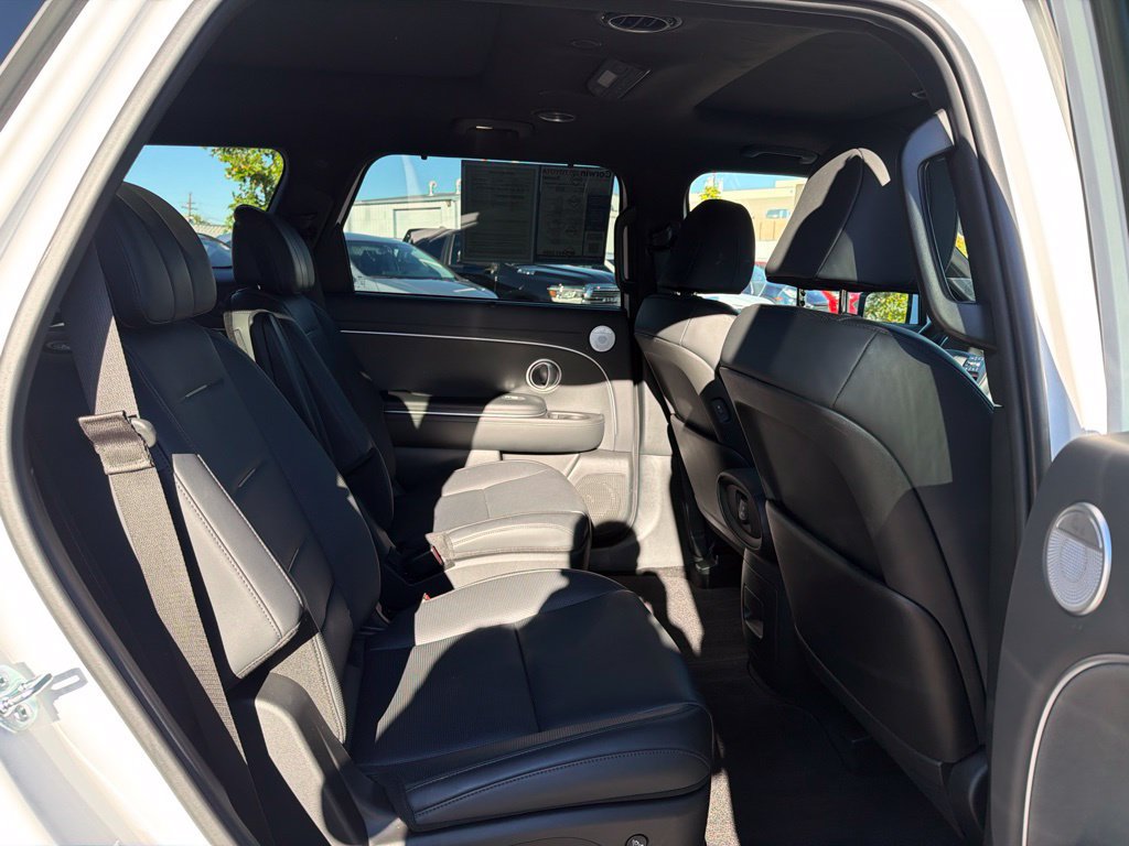 Used 2026 Hyundai Palisade Calligraphy AWD/4WD image 13