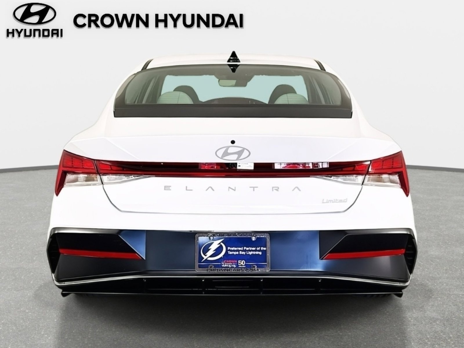 Certified 2025 Hyundai Elantra Limited image 6