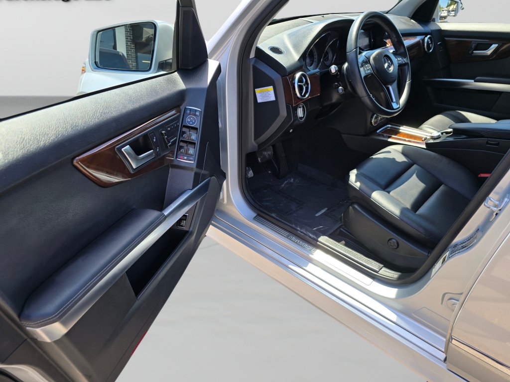 Used 2013 Mercedes-Benz GLK 350 4MATIC image 22