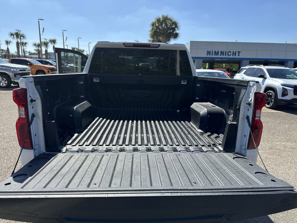 Used 2023 Chevrolet Silverado 1500 LT RWD image 30