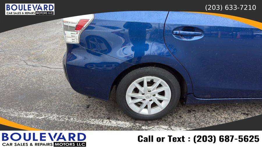 Used 2014 Toyota Prius V Three FWD image 11