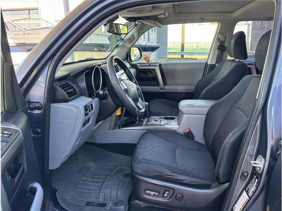 Used 2013 Toyota 4Runner Trail image 11