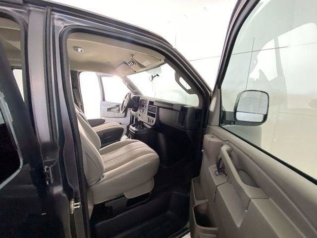 Used 2016 Chevrolet Express 3500 LT w/ LT Preferred Equipment Group RWD image 43