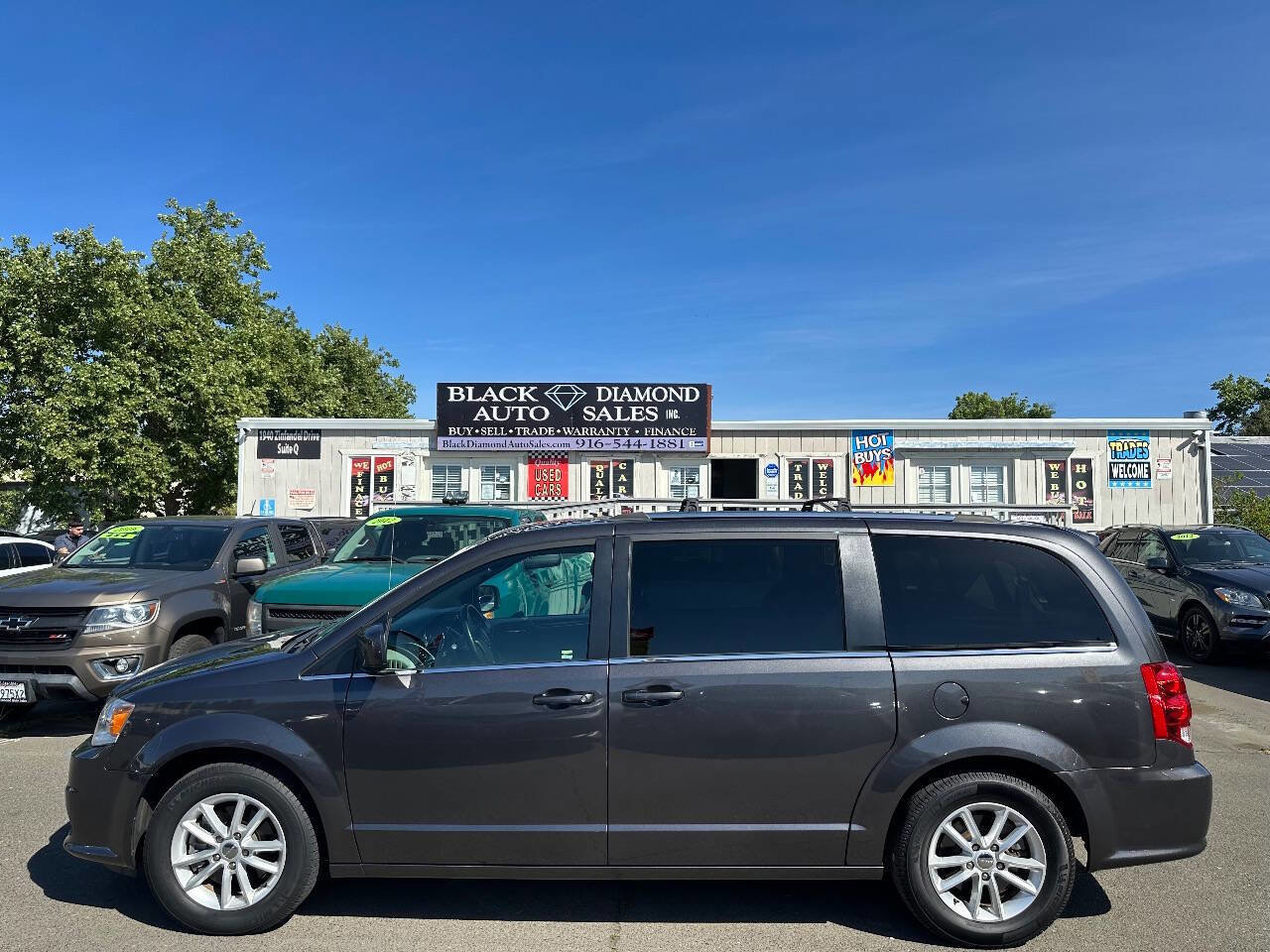 Used 2019 Dodge Grand Caravan SXT image 10