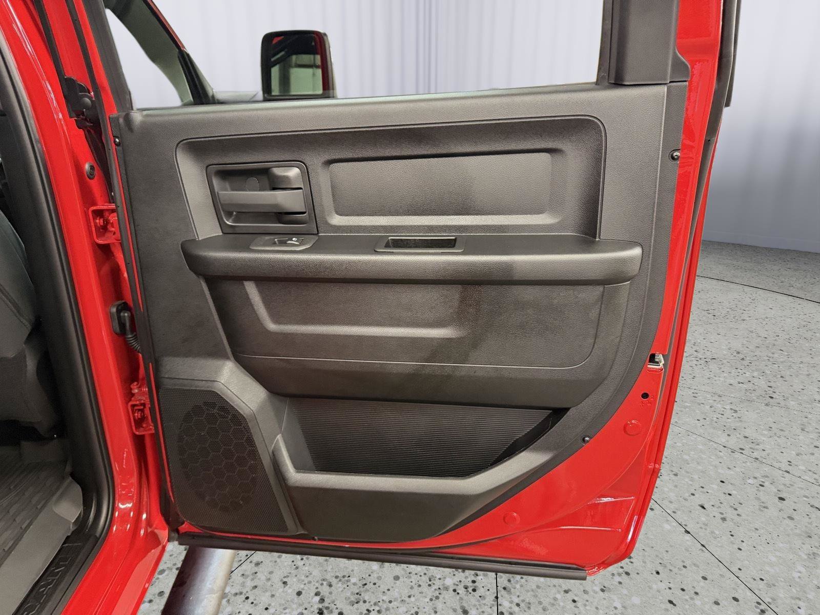 New 2026 RAM 2500 Tradesman AWD/4WD image 37