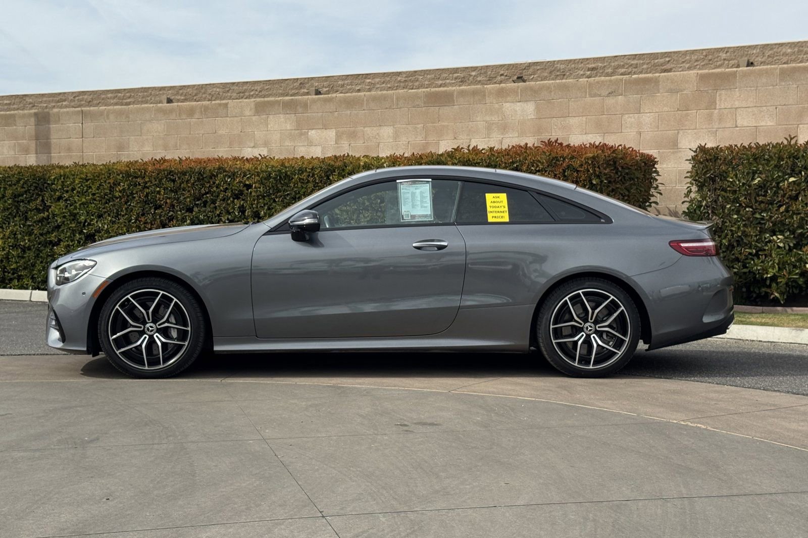 Used 2022 Mercedes-Benz E 450 4MATIC Coupe image 7