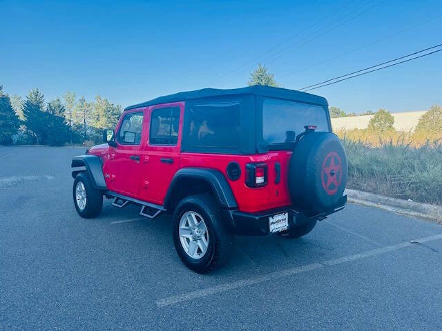 Used 2018 Jeep Wrangler Unlimited Sport image 9