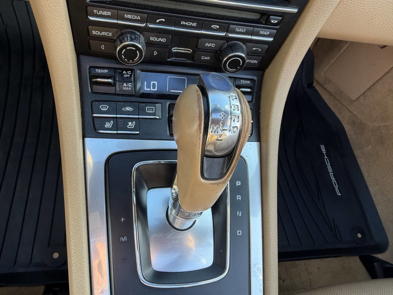 Used 2015 Porsche Boxster Base 2dr Convertible image 24