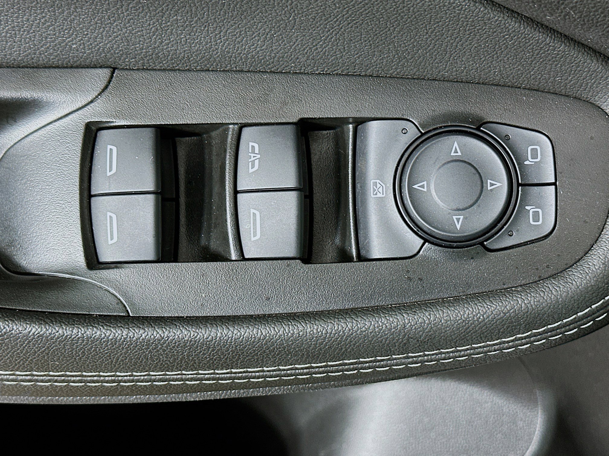 Used 2025 Buick Encore GX Preferred FWD image 15