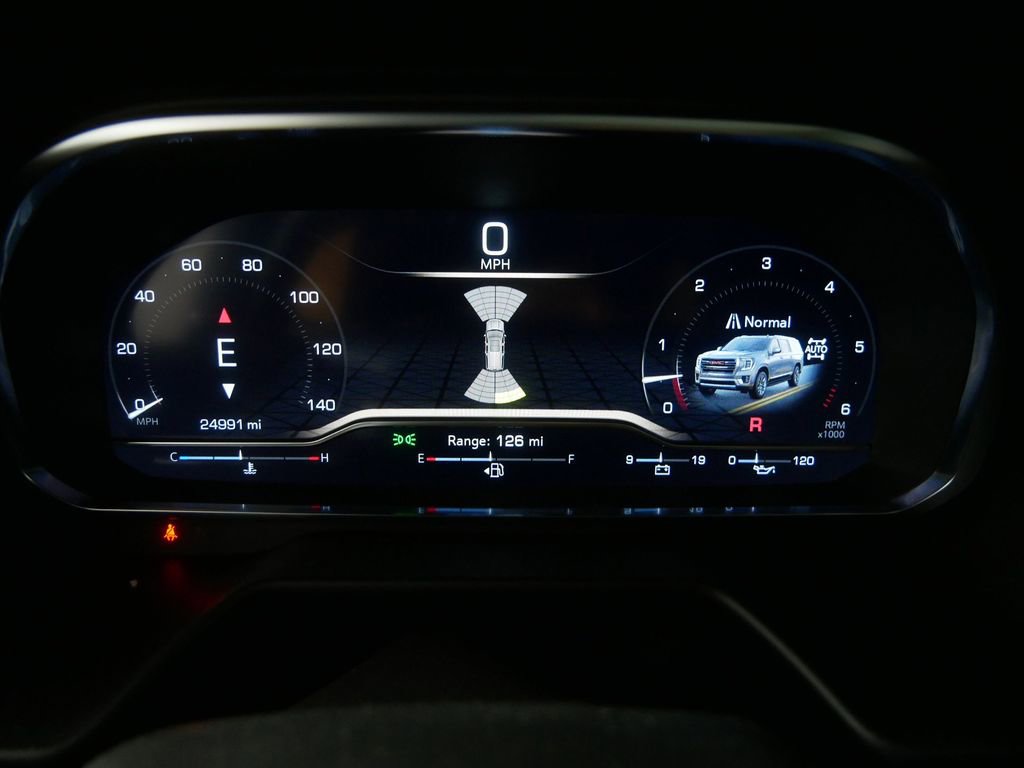 Used 2024 GMC Yukon AT4 w/ Technology Package image 31