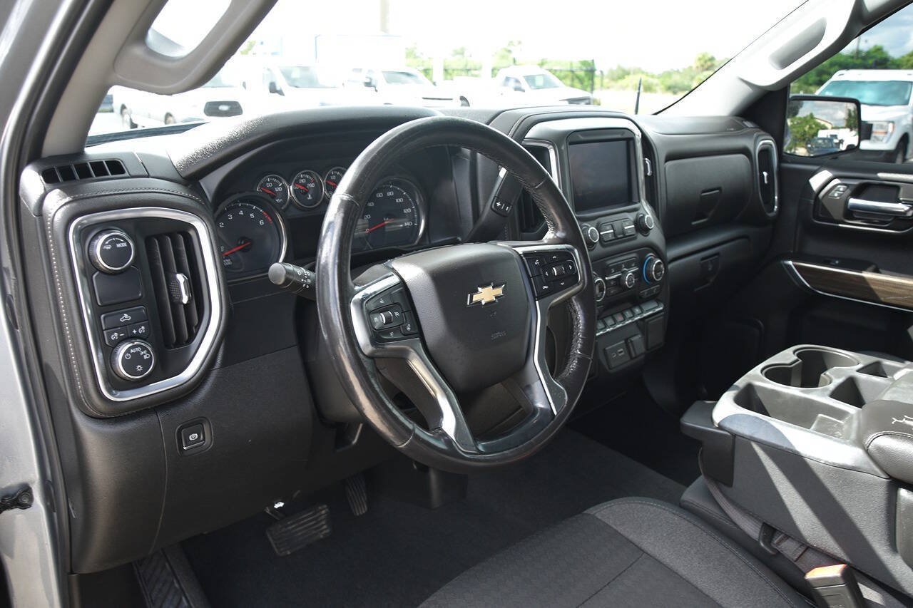 Used 2020 Chevrolet Silverado 1500 LT w/ All-Star Edition RWD image 10