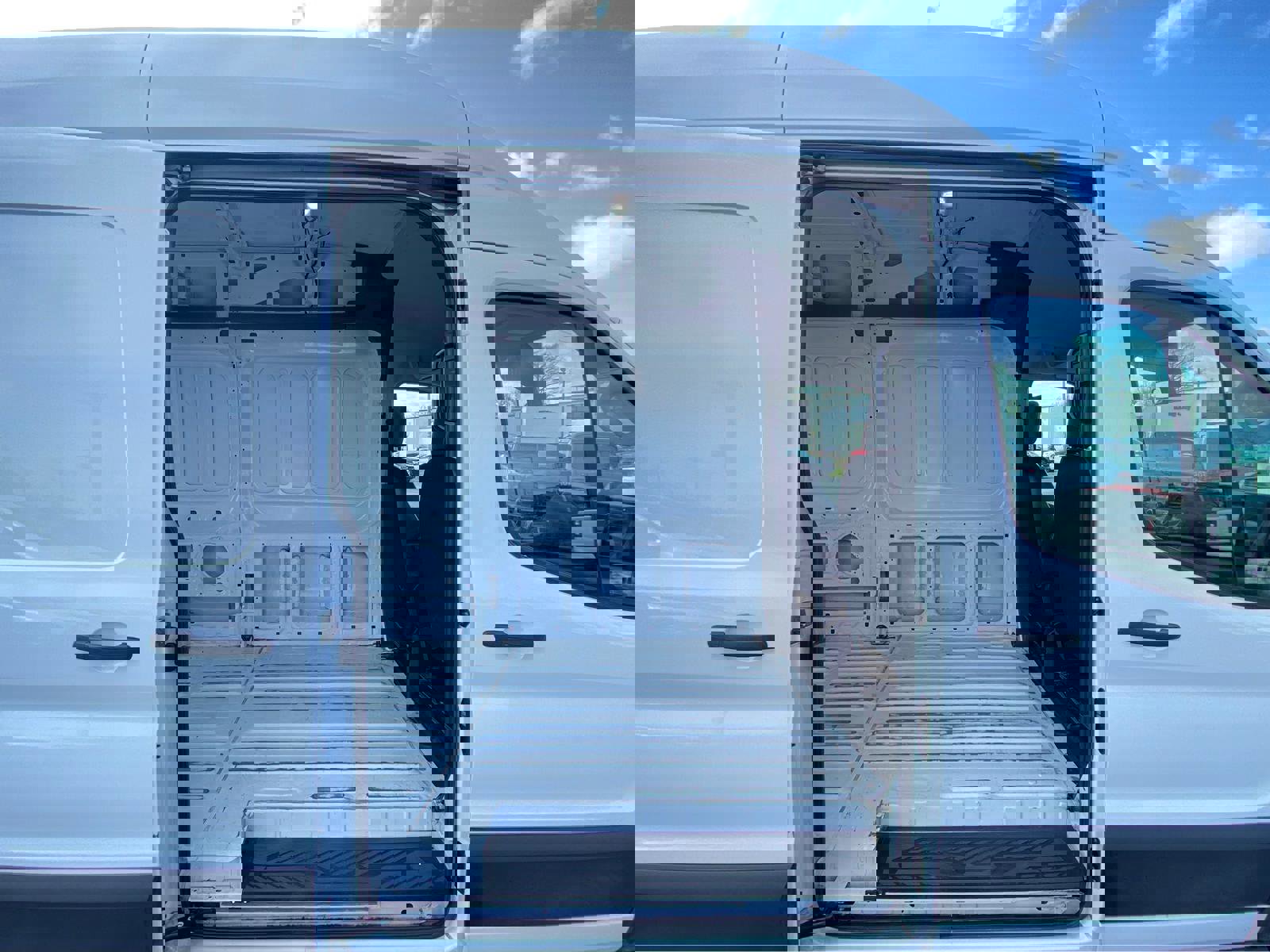 Used 2020 Ford Transit 250 148 High Roof image 5