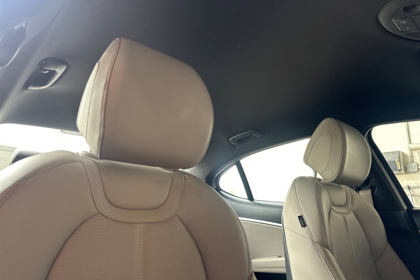 Used 2023 Genesis G70 2.0T image 20