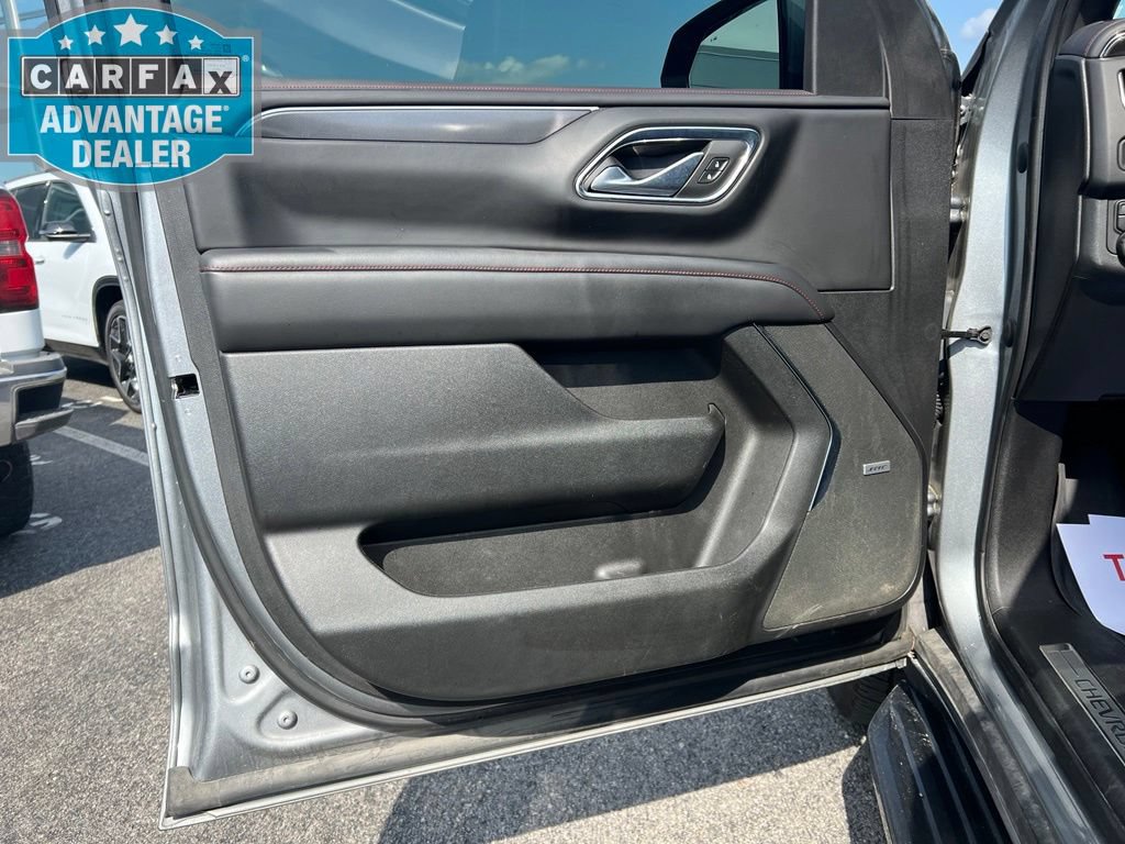 Used 2023 Chevrolet Tahoe RST w/ Luxury Package AWD/4WD image 10