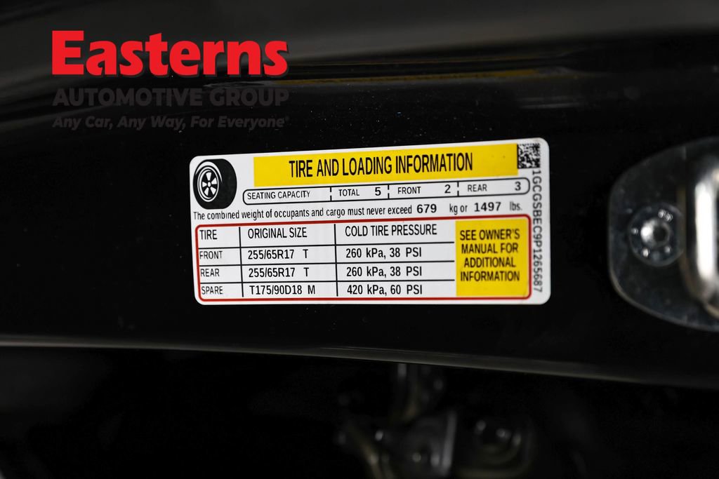 Used 2023 Chevrolet Colorado W/T RWD image 32