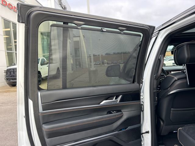 Used 2024 Jeep Grand Wagoneer Series III w/ Rear Seat Video Group 1 image 58