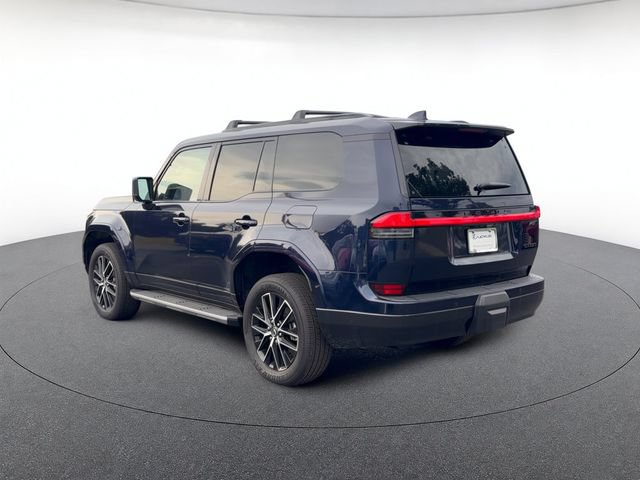 Used 2025 Lexus GX 550 w/ Accessory Package (2T) AWD/4WD image 3