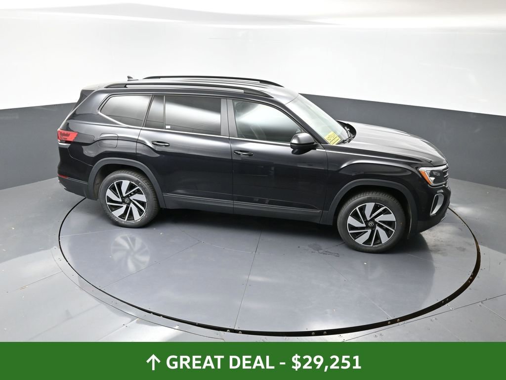 Used 2024 Volkswagen Atlas SE image 40