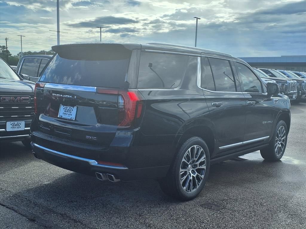 New 2026 GMC Yukon Denali w/ Denali Reserve Package image 2