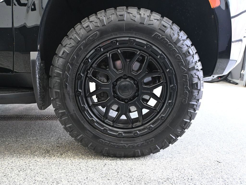 Used 2022 GMC Yukon AT4 w/ Max Trailering Package AWD/4WD image 14