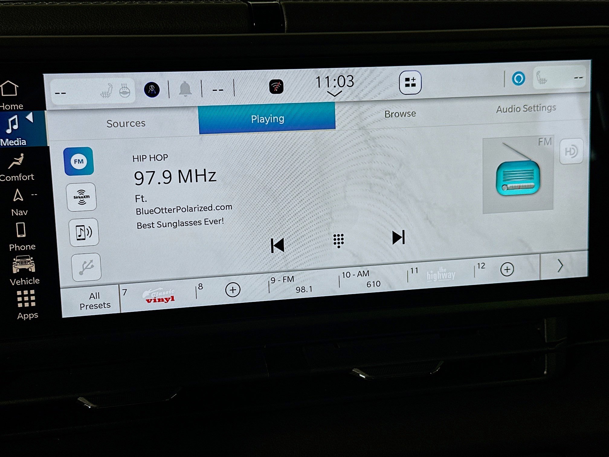 Used 2024 Jeep Wrangler Sahara w/ Technology Group image 21