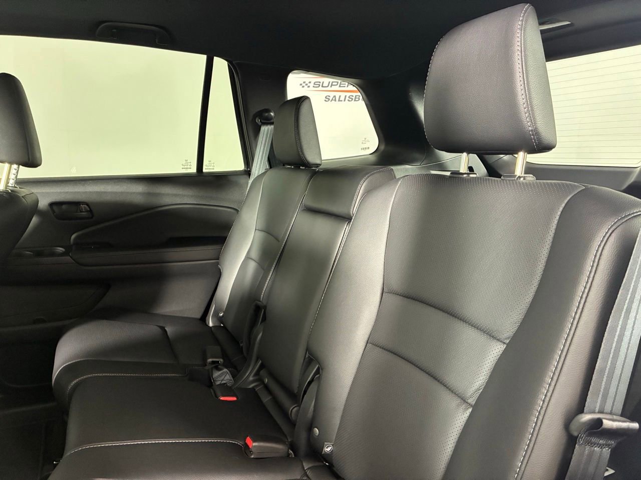 Used 2025 Honda Passport EX-L image 25