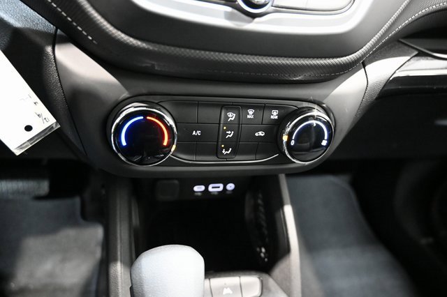 Used 2023 Chevrolet TrailBlazer LS image 17