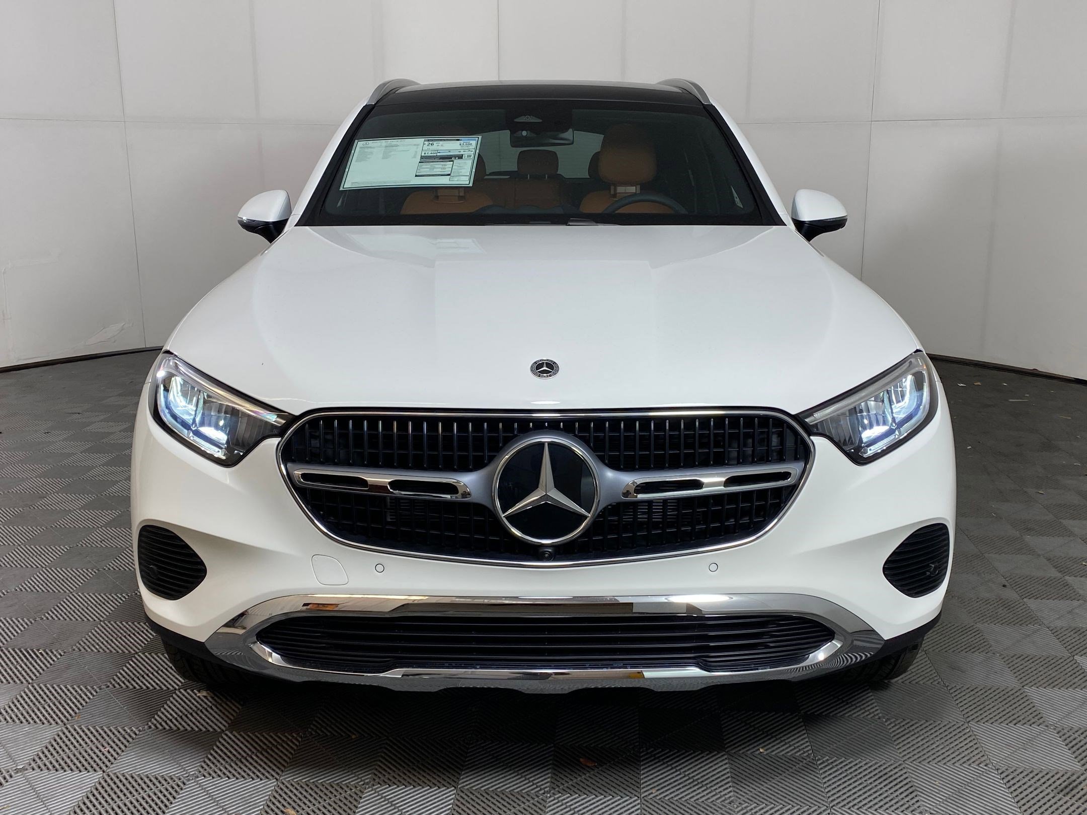 Used 2026 Mercedes-Benz GLC 300 4MATIC image 5