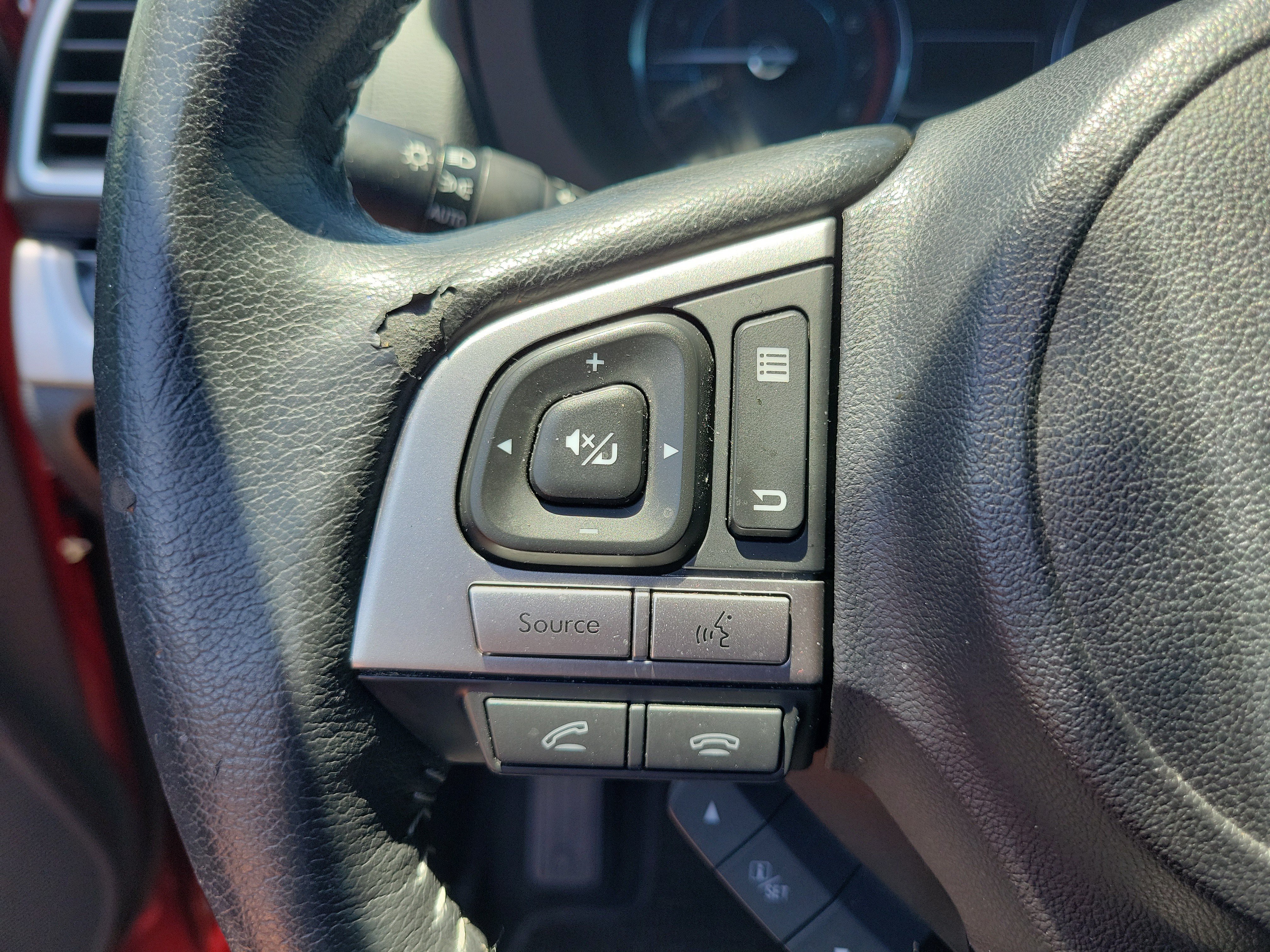 Used 2017 Subaru Forester 2.5i Touring AWD/4WD image 30
