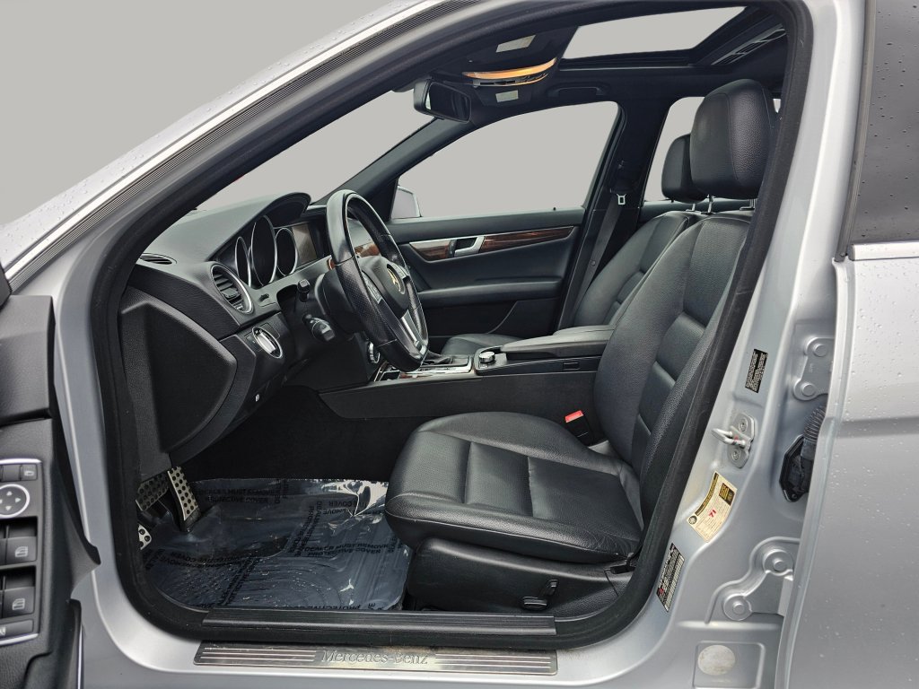 Used 2012 Mercedes-Benz C 300 4MATIC Sedan image 18
