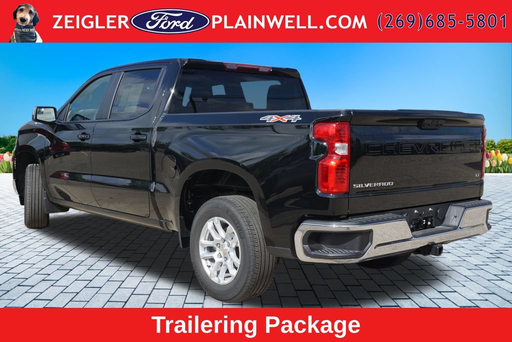 Used 2024 Chevrolet Silverado 1500 LT AWD/4WD image 3