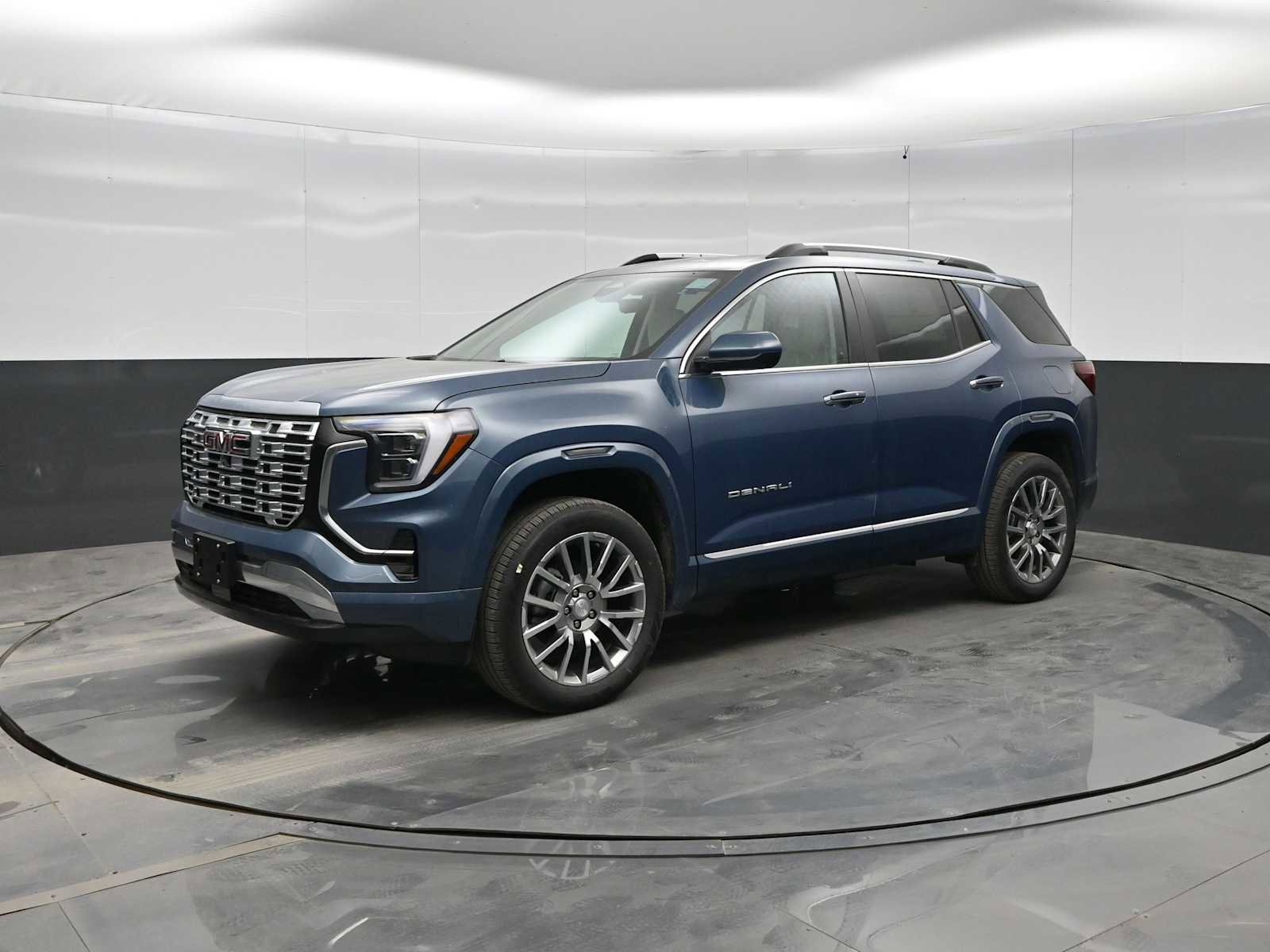 New 2026 GMC Terrain Denali AWD/4WD image 4