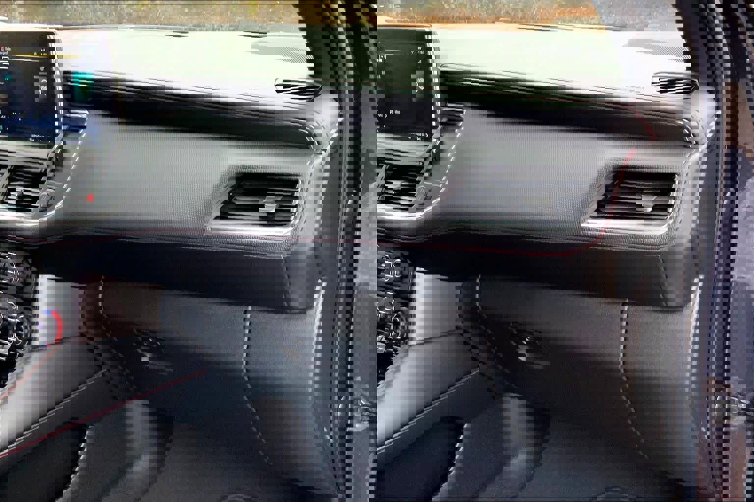 Used 2022 Chevrolet Tahoe RST w/ Sport Performance Package image 17