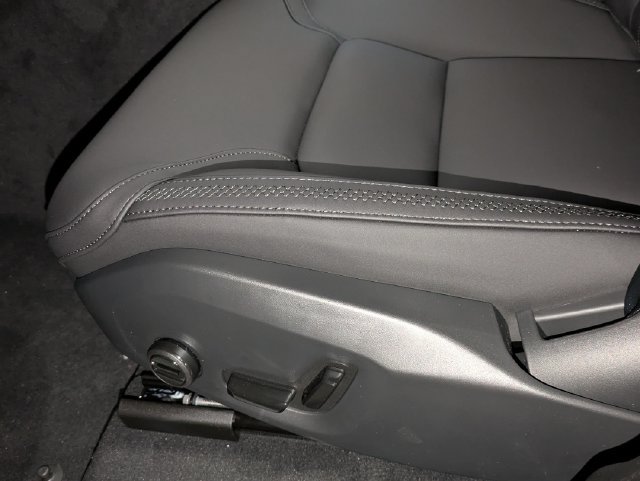 New 2026 Volvo XC60 T8 Core w/ Climate Package AWD/4WD image 14
