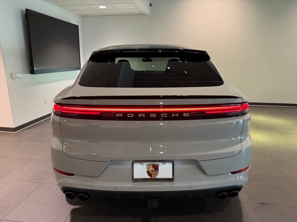 Used 2026 Porsche Cayenne Coupe AWD/4WD image 29