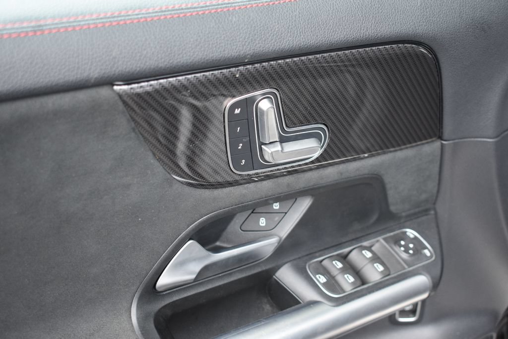 Used 2023 Mercedes-Benz GLA 250 image 13