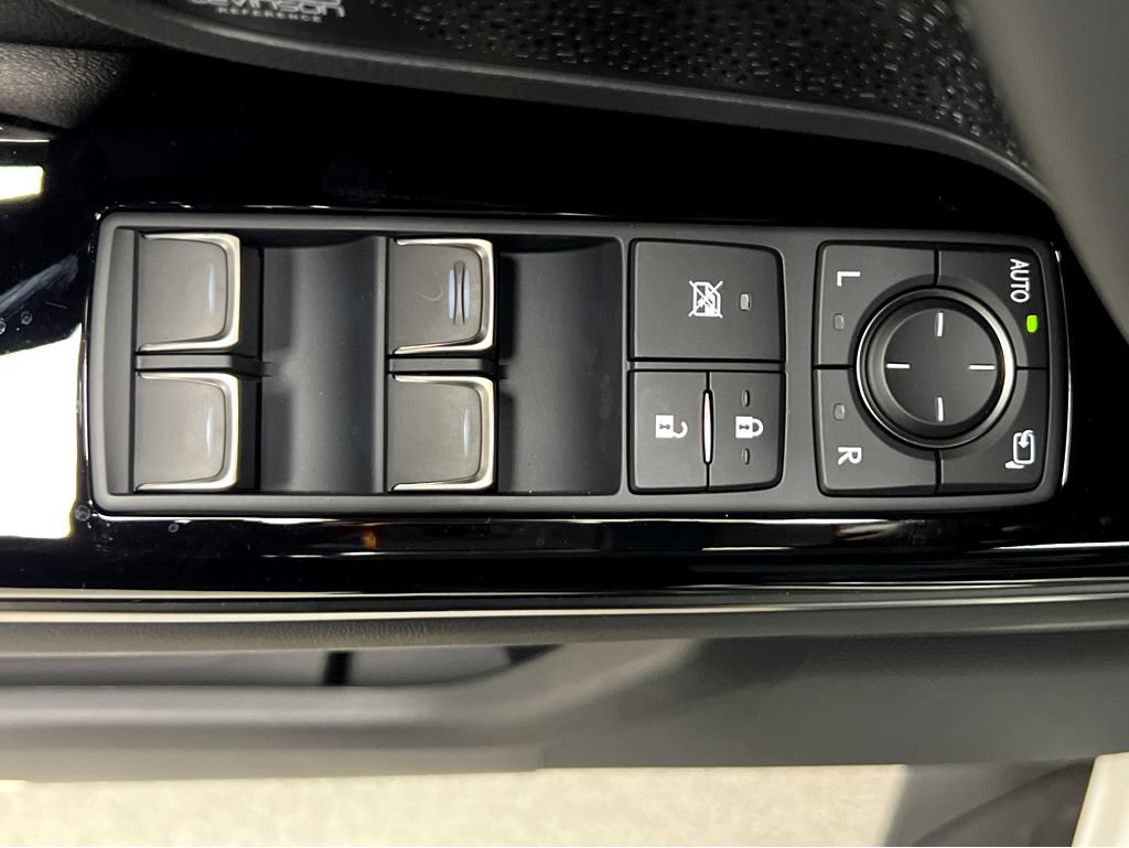 New 2026 Lexus LX 700h Luxury w/ Appearance Package AWD/4WD image 40