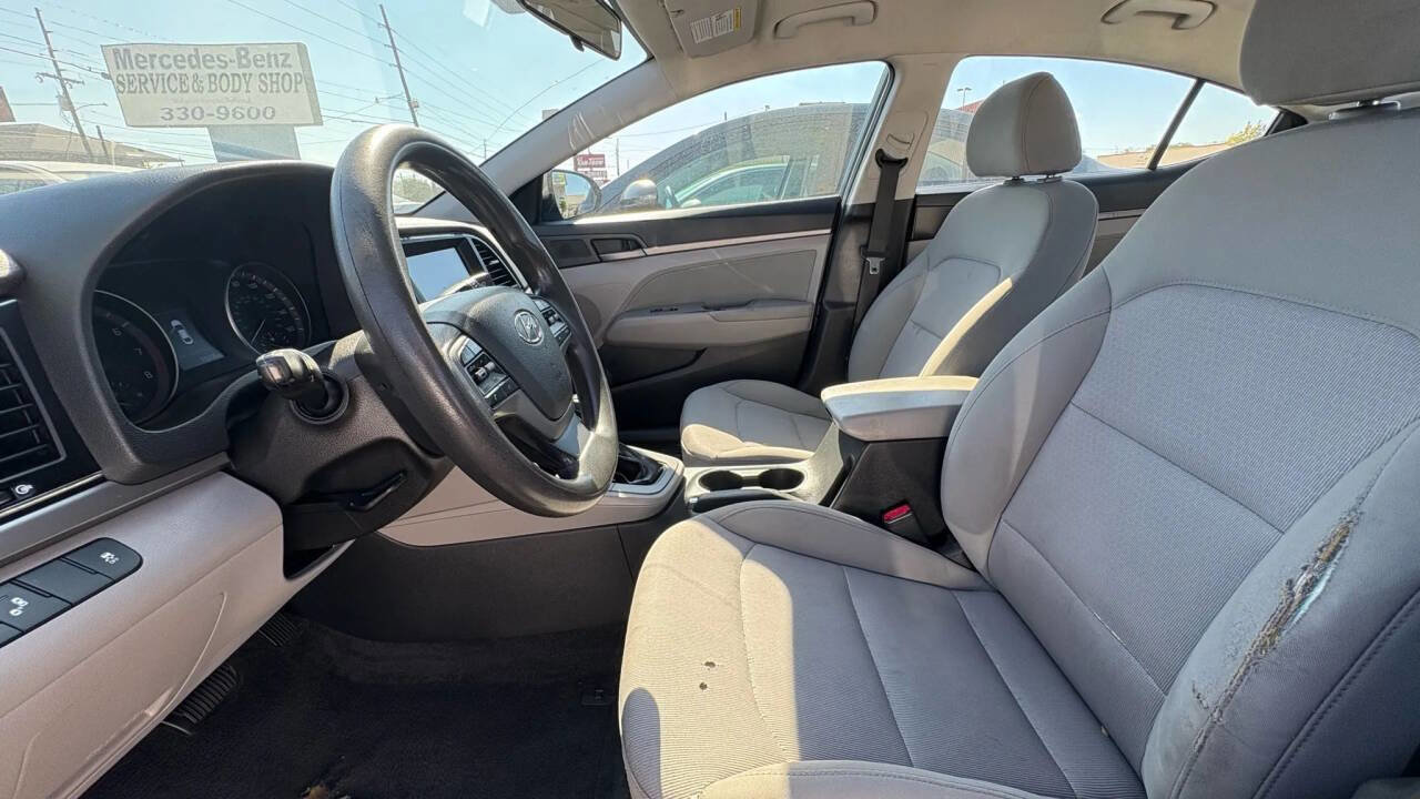 Used 2018 Hyundai Elantra SEL image 3