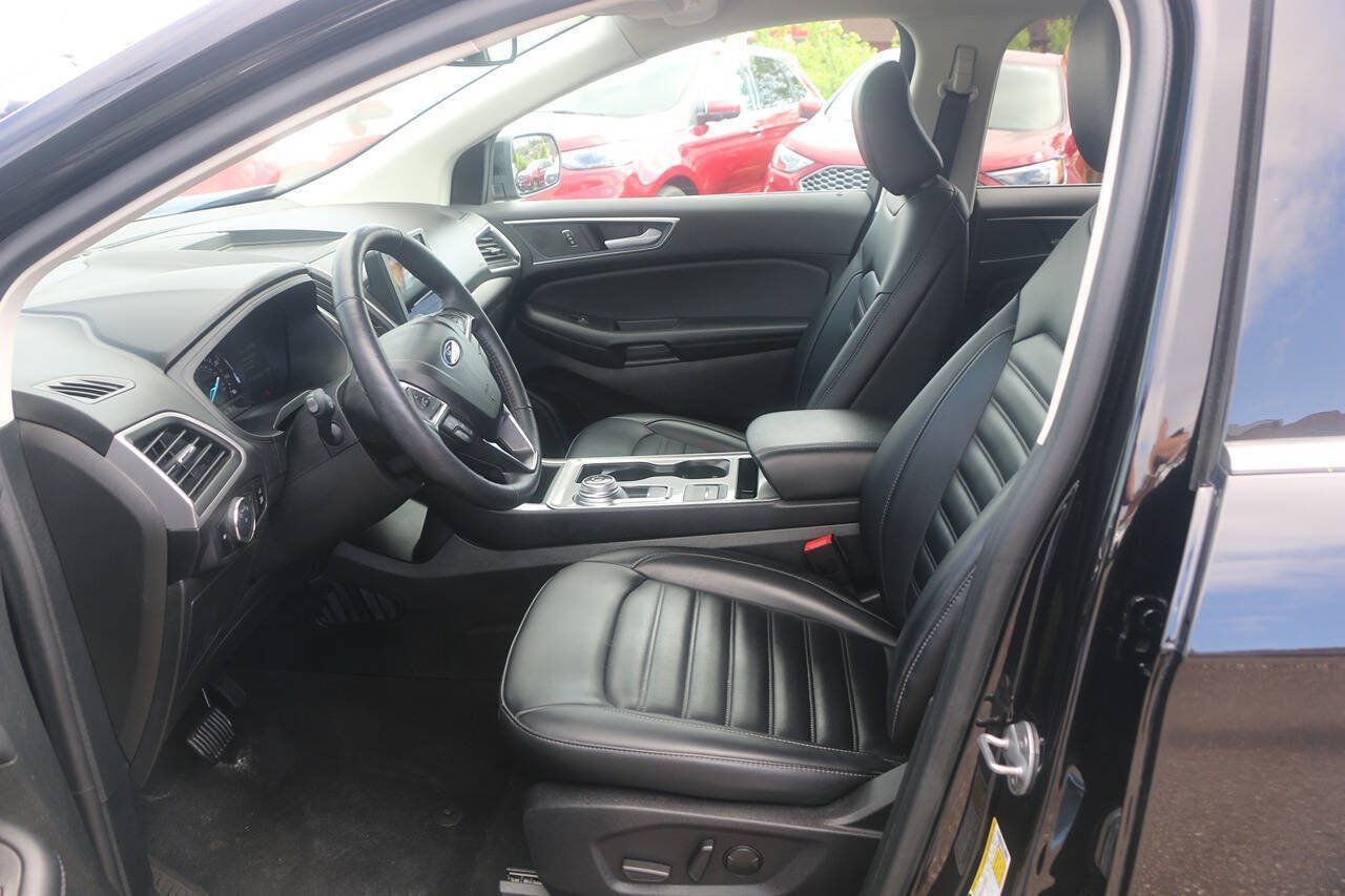 Used 2024 Ford Edge SEL w/ Convenience Package AWD/4WD image 30