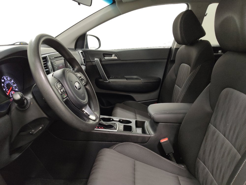 Used 2019 Kia Sportage LX FWD image 17