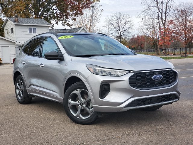 Used 2024 Ford Escape ST-Line w/ Tech Pack #1 AWD/4WD image 31