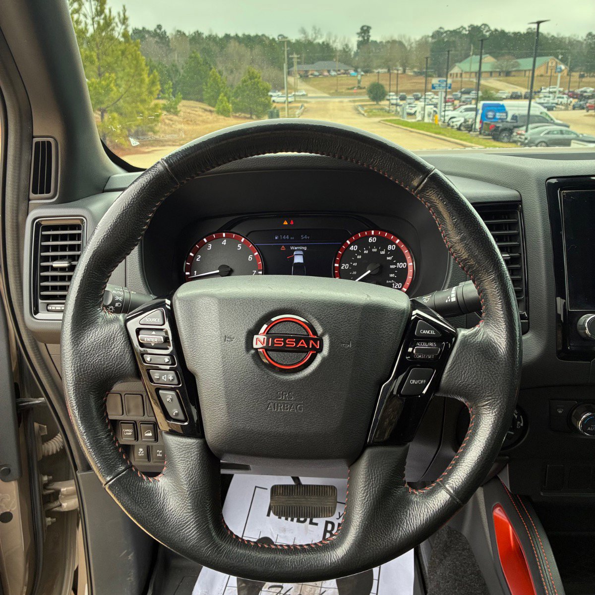 Used 2022 Nissan Frontier PRO-4X w/ Off-Road Protection Package image 32