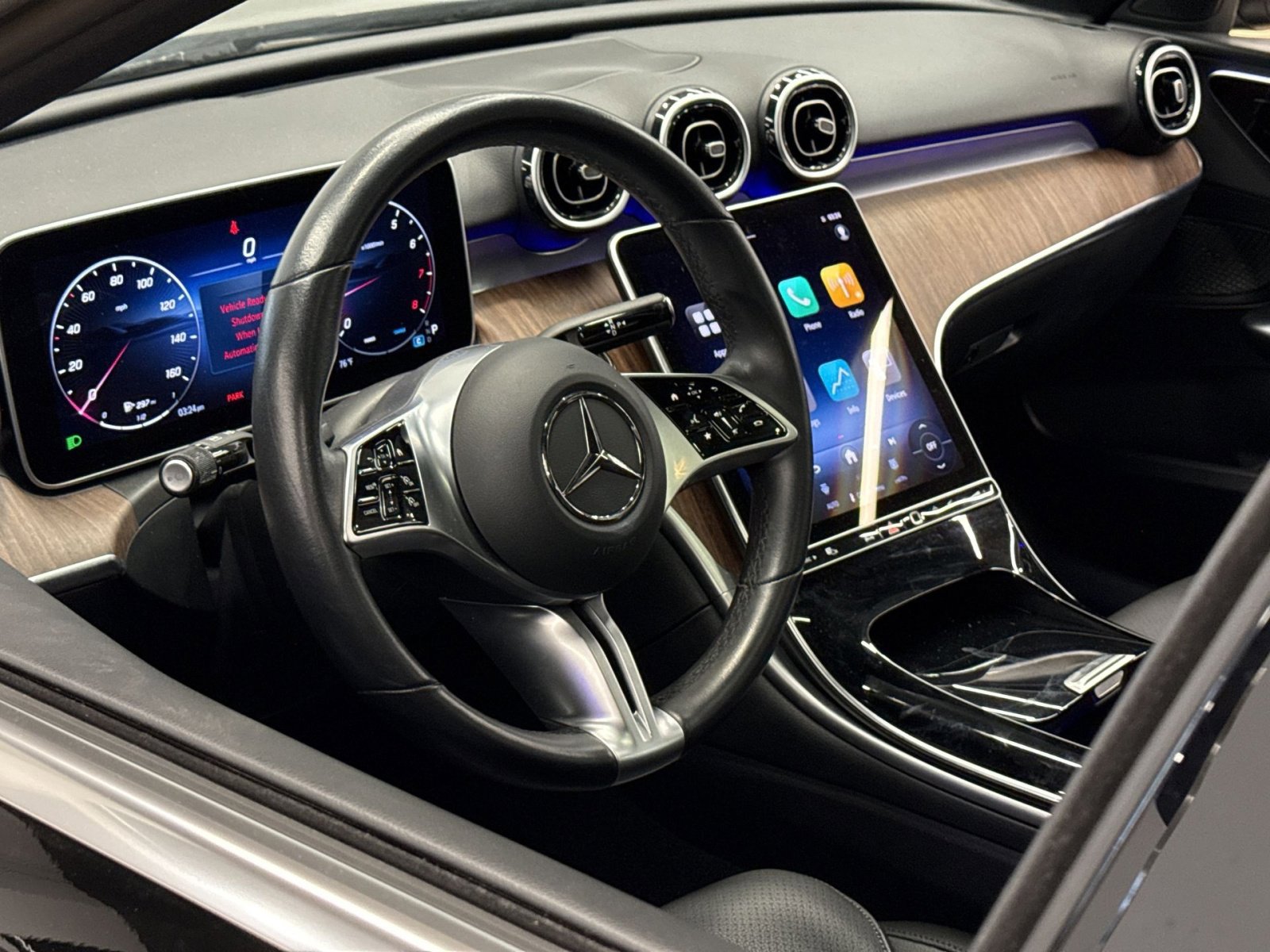 Used 2025 Mercedes-Benz C 300 4MATIC Sedan image 36