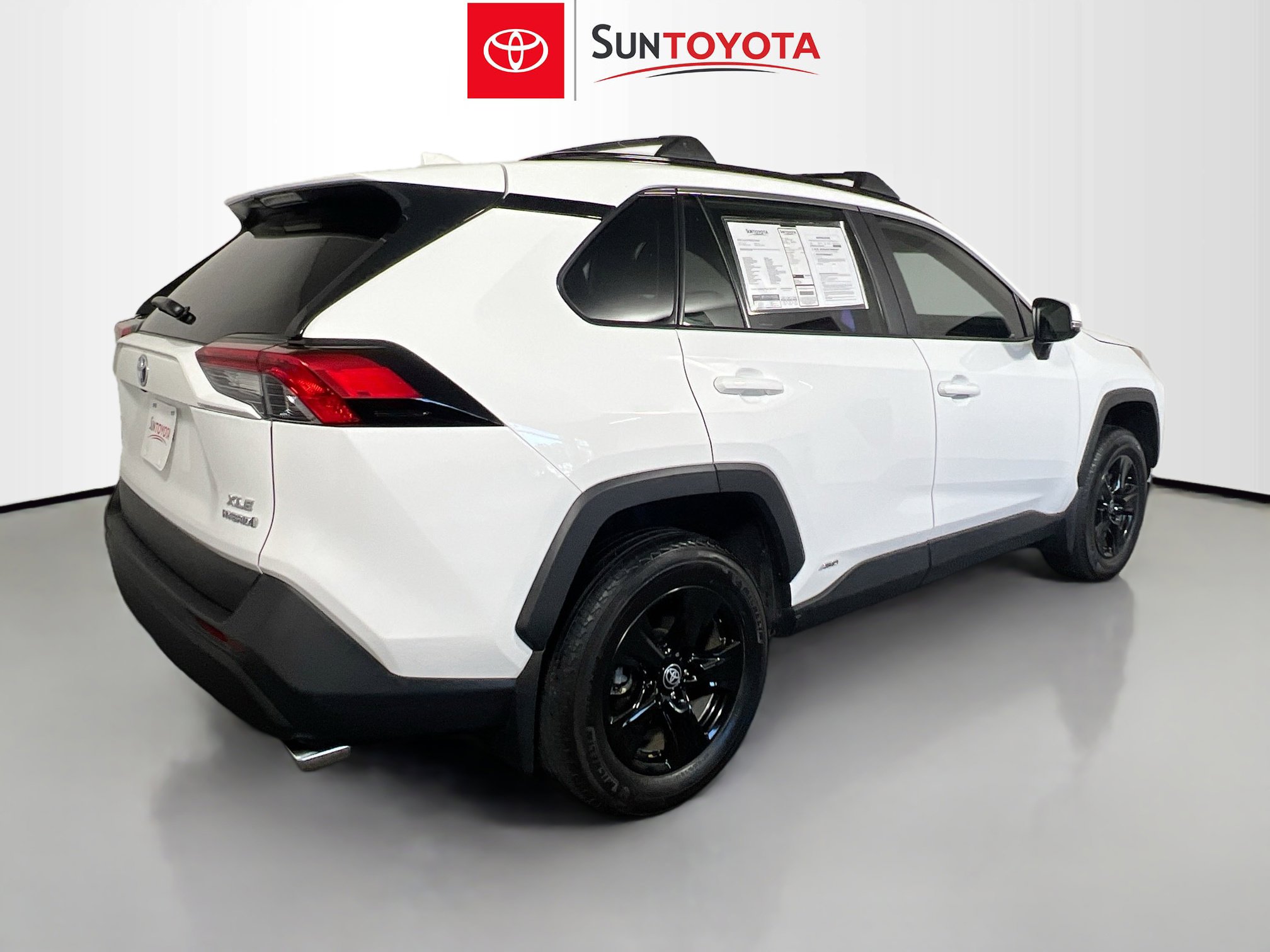 Used 2024 Toyota RAV4 XLE image 4
