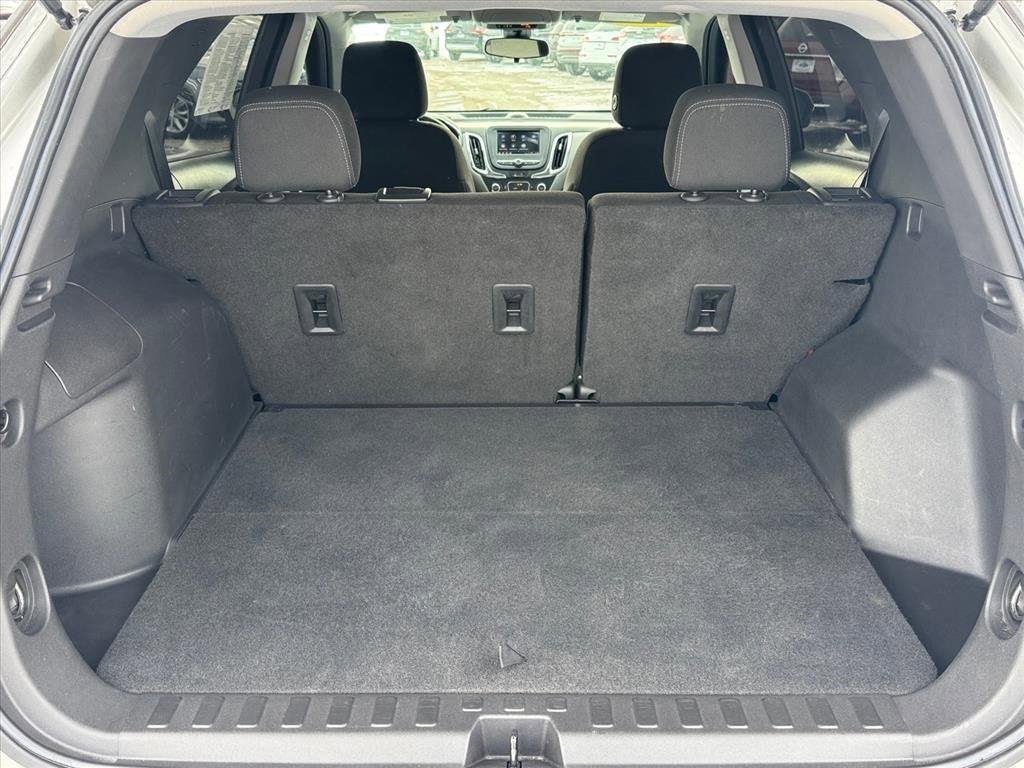 Used 2022 Chevrolet Equinox LS w/ LS Convenience Package image 5